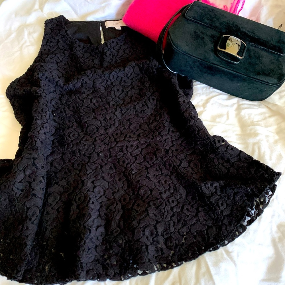 Loft lace sleeveless top Size L.
